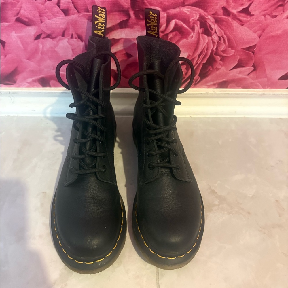 Dr Martens Black Leather Boots with Yellow Stitching (size 8/fits size 9)
